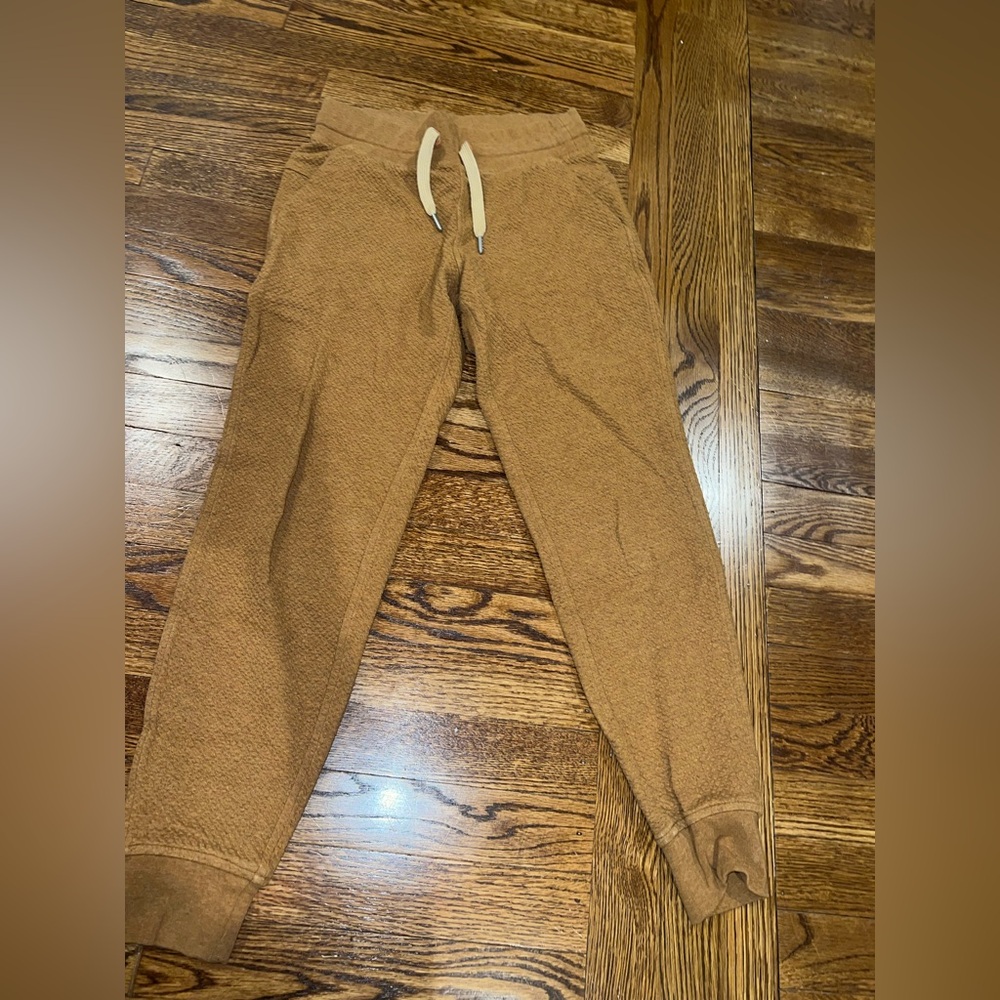 Lululemon joggers